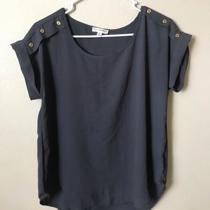 Zenana Outfitters Gray Blouse